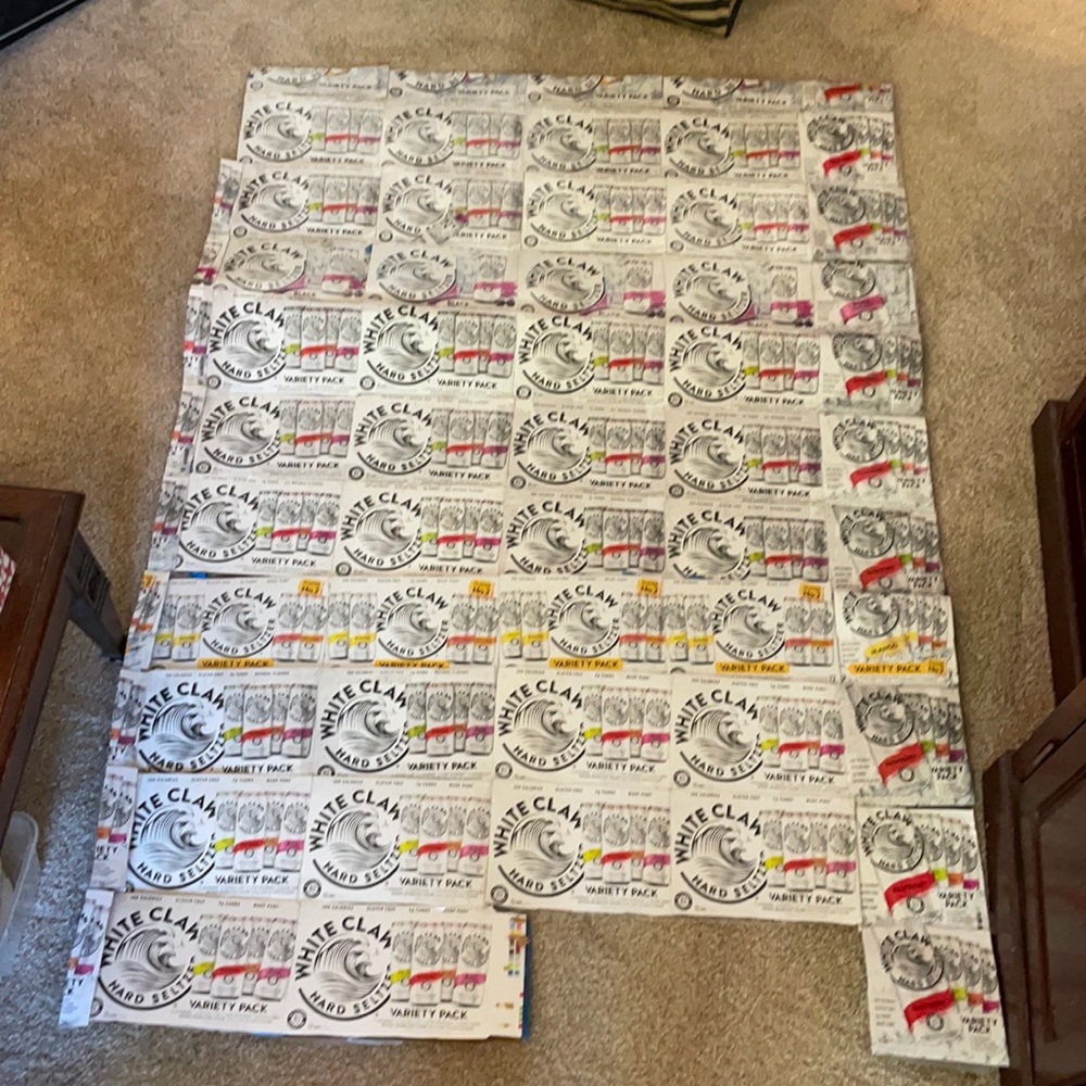 White Claw Box Wall Hang up